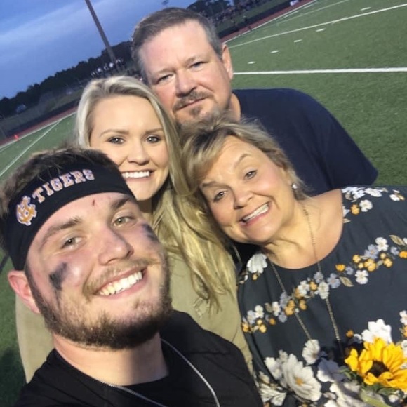 Meet your Posher, Jamey - Picture 1 of 1